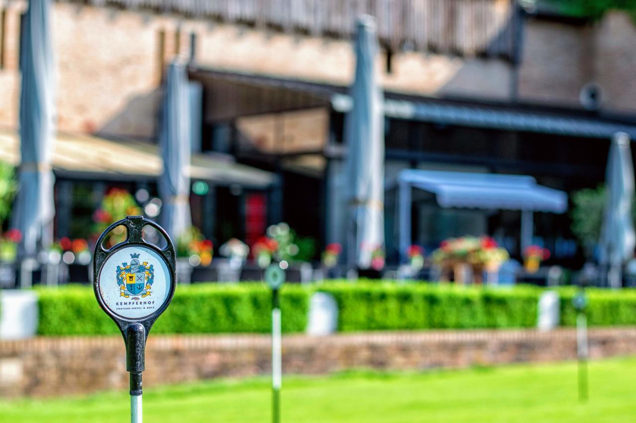 Le Kempferhof Golf et Château-Hôtel Plobsheim Exterior foto